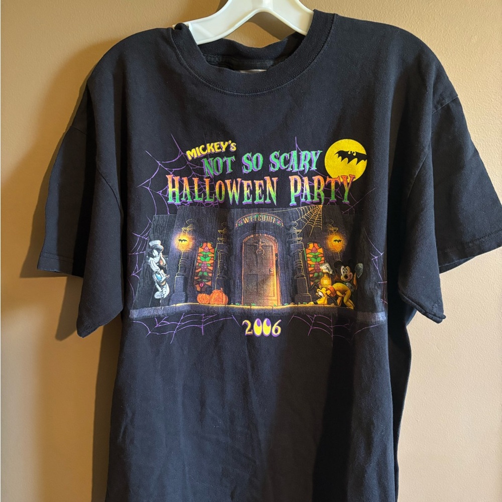 Disney 2006 Mickey’s Not so Scary Halloween Party T-Shirt Disney